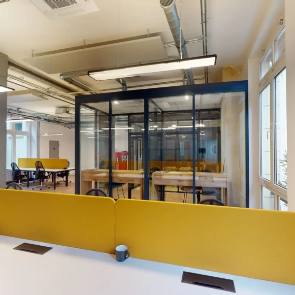 Espace indépendant 101 m² 22 postes Location bureau Rue des Petits Hôtels Paris 75010 - photo 7