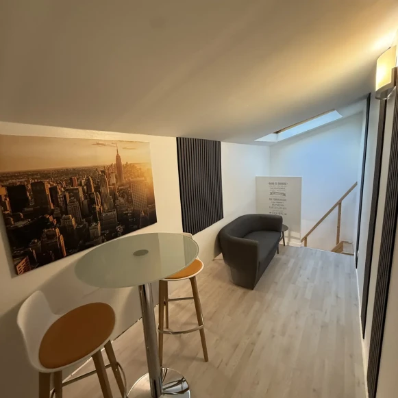 Espace indépendant 40 m² 8 postes Location bureau Rue Carnot Suresnes 92150 - photo 5