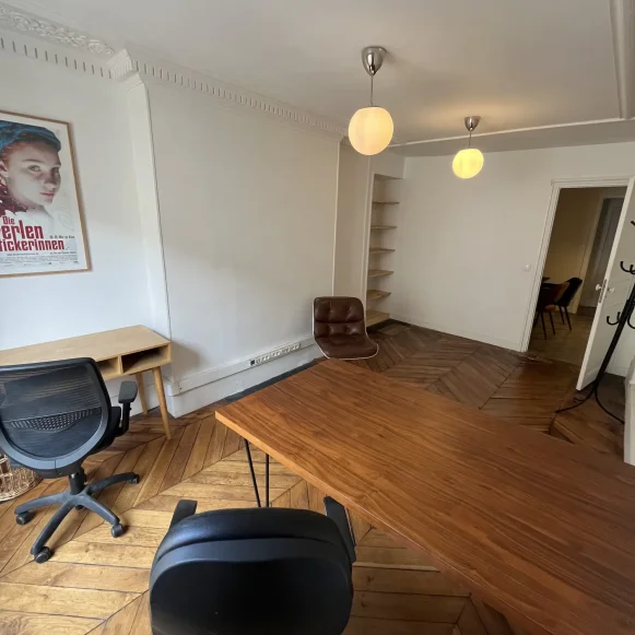 Bureau privé 93 m² 8 postes Location bureau Place Boieldieu Paris 75002 - photo 4