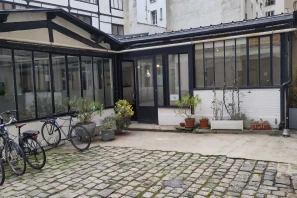 Bureau privé - 75003 - 6 postes - 2000€