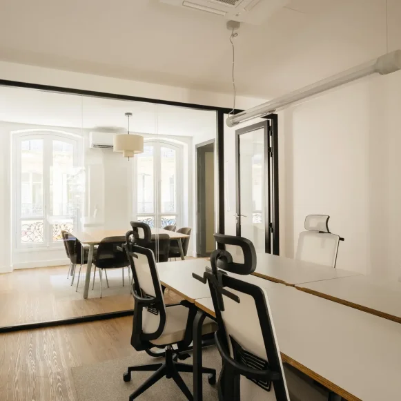 Espace indépendant 210 m² 32 postes Coworking Rue Washington Paris 75008 - photo 11