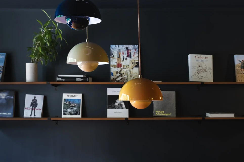 The bureau I - 28 Cours Albert 1er Paris 08