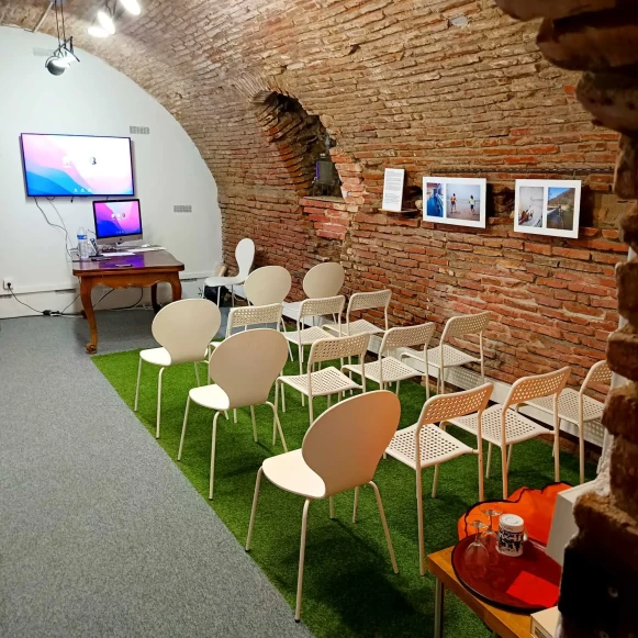 Open Space  4 postes Location bureau Rue des Changes Toulouse 31000 - photo 1