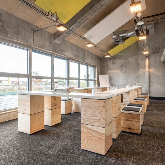 Espace indépendant 355 m² 40 postes Location bureau Rue de la Gare d'Orléans Bordeaux 33100 - photo 1