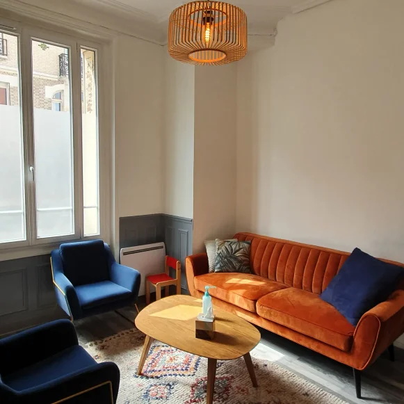 Bureau privé 18 m² 1 poste Location bureau Rue Retrou Asnières-sur-Seine 92600 - photo 1
