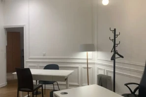 Bureau privé - 75016 - 2 postes - 950€