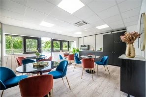 Open Space - 72650 - 4 postes - 190€