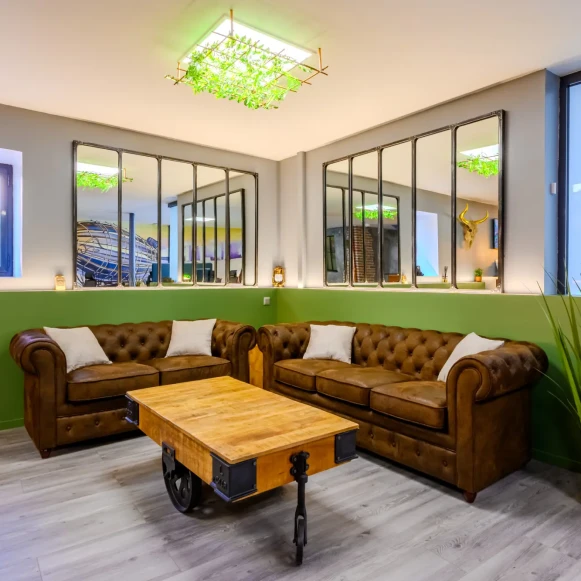 Bureau privé 5 m² 2 postes Coworking Rue Georges Clemenceau Montbéliard 25200 - photo 4