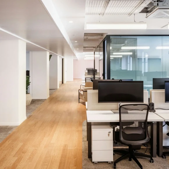 Espace indépendant 827 m² 130 postes Location bureau Rue de Gramont Paris 75002 - photo 1