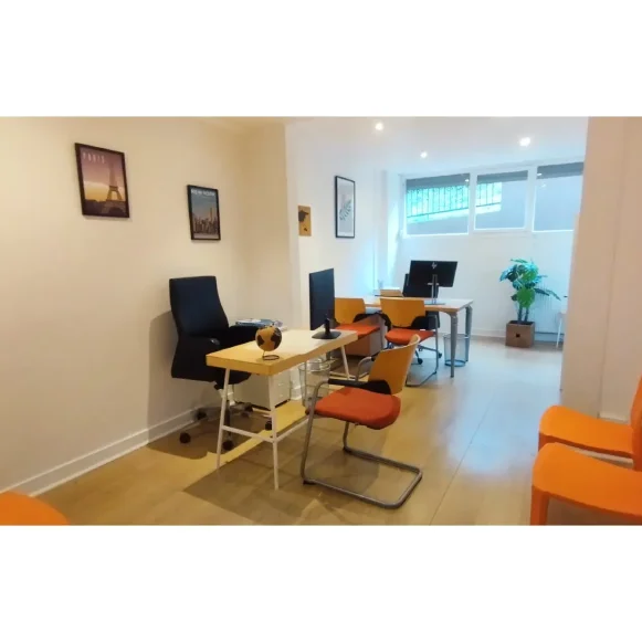 Bureau privé 20 m² 4 postes Coworking Avenue Jean Moulin Montreuil 93100 - photo 1