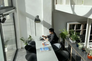Open Space - 75012 - 2 postes - 330€