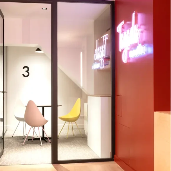 Espace indépendant 247 m² 32 postes Location bureau Rue Legendre Paris 75017 - photo 6