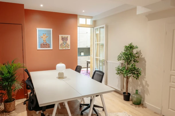 Bureau privé - 33000 - 4 postes - 930€