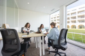 Bureau privé - 59650 - 4 postes - 1120€