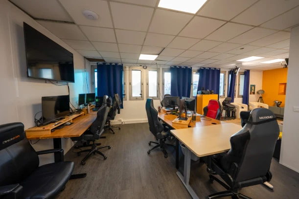 Espace indépendant - 93170 - 6 postes - 1283€