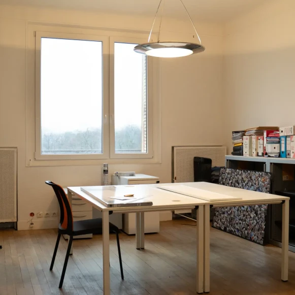 Bureau privé 25 m² 6 postes Coworking Avenue Michelet Saint-Ouen-sur-Seine 93400 - photo 3