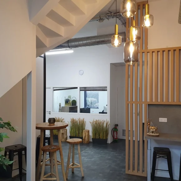 Bureau privé 12 m² 4 postes Coworking Rue Aristide Briand Vanves 92170 - photo 6