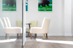 Open Space - 06560 - 3 postes - 330€