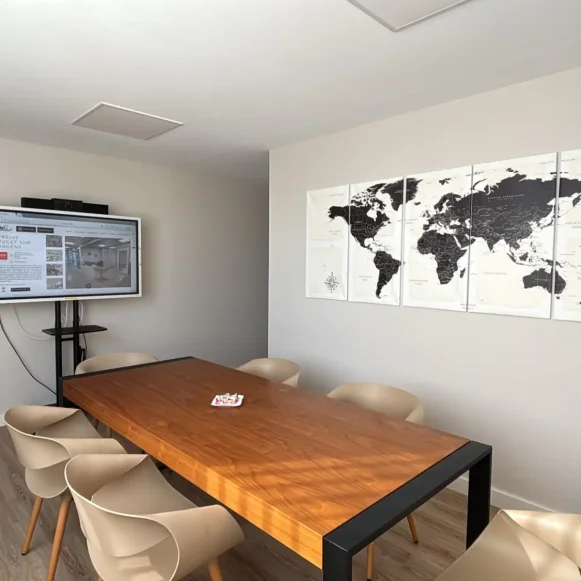 Bureau privé 18 m² 3 postes Coworking Chemin des Vernèdes Puget-sur-Argens 83480 - photo 5