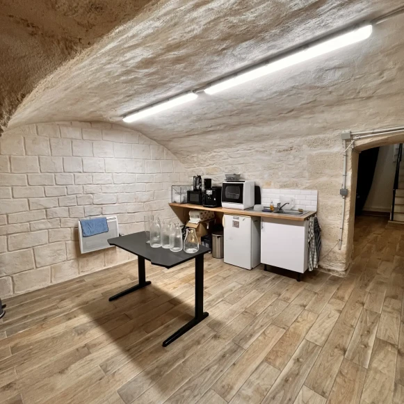 Bureau privé 10 m² 4 postes Location bureau Rue d'Aboukir Paris 75002 - photo 7