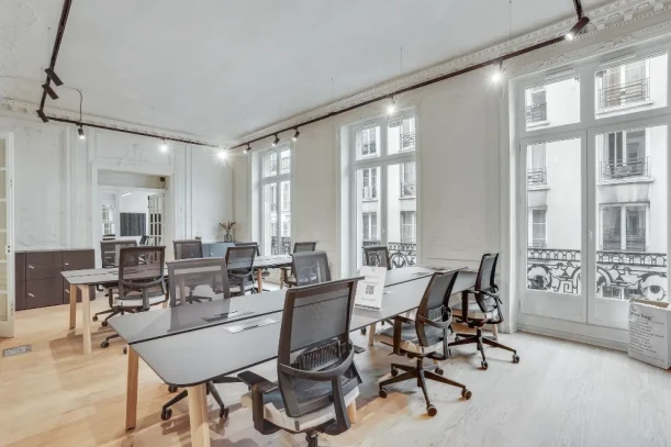 Espace indépendant - 75010 - 59 postes - 39000€