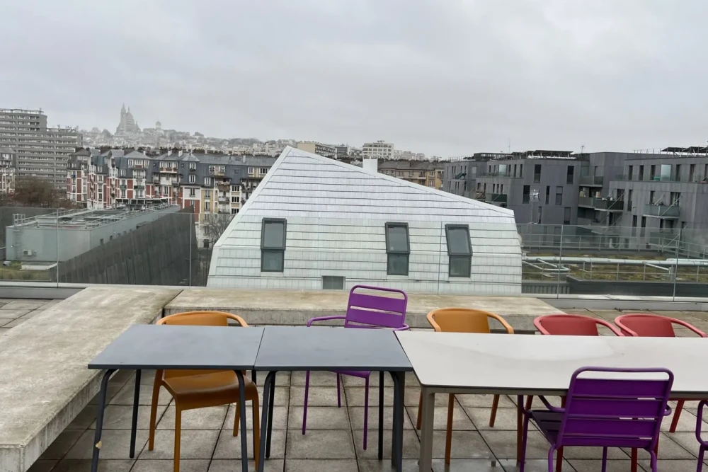 Bureau privé - 75018 - 20 postes - 3960€