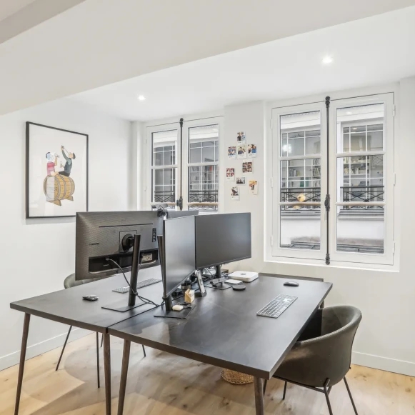 Espace indépendant 100 m² 16 postes Location bureau Rue du Sentier Paris 75002 - photo 6