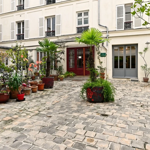 Espace indépendant 170 m² 24 postes Location bureau Rue Pierre Chausson Paris 75010 - photo 7