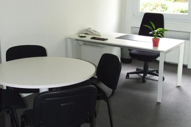 Bureau privé - 44200 - 2 postes - 800€