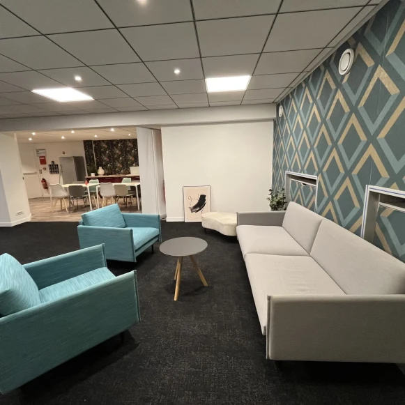 Bureau privé 10 m² 2 postes Location bureau Avenue d'Italie Paris 75013 - photo 1