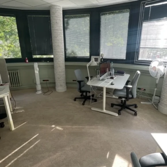Bureau privé 16 m² 6 postes Coworking Avenue de Villiers Paris 75017 - photo 8