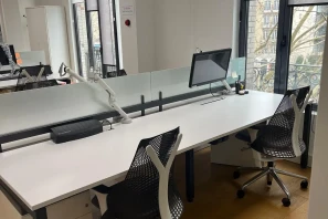 Open Space - 75014 - 3 postes - 350€