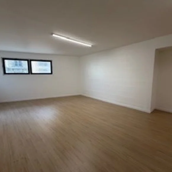 Bureau privé 36 m² 8 postes Coworking Avenue du Général Michel Bizot Paris 75012 - photo 1