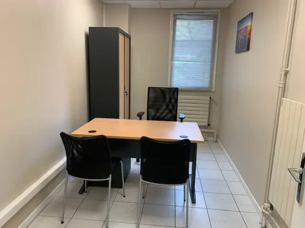 Bureau privé - 75015 - 1 poste - 450€