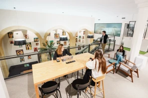 Bureau privé - 69002 - 2 postes - 1000€