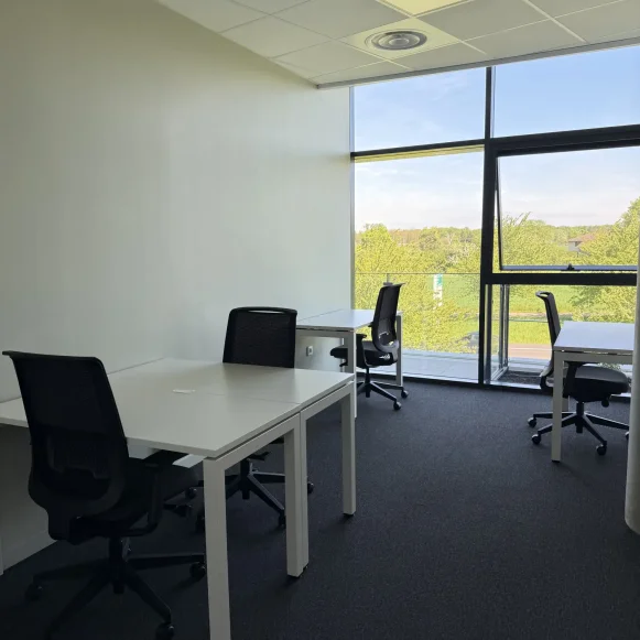 Bureau privé 14 m² 4 postes Location bureau Avenue François Pignier Bourg-en-Bresse 01000 - photo 2