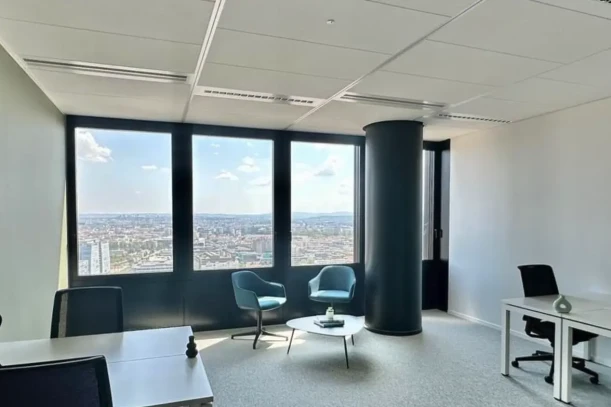 Bureau privé - 69003 - 9 postes - 3966€