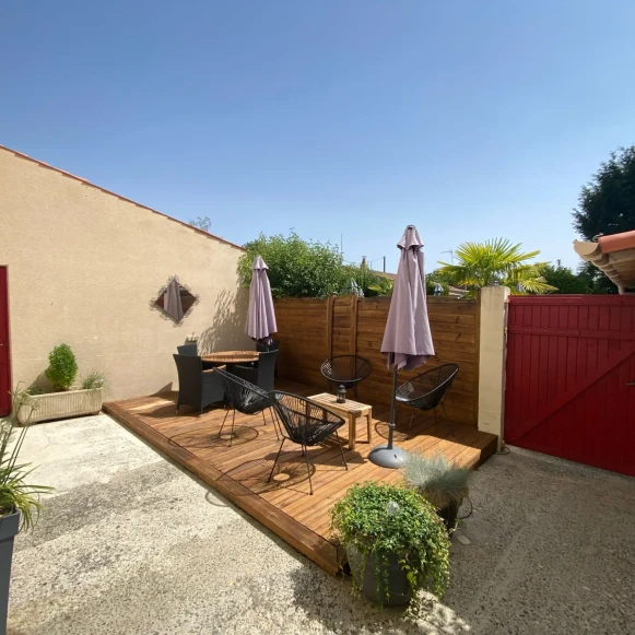 Bureau privé 17 m² 1 poste Location bureau Avenue Port Mahon Charente-Maritime 17400 - photo 1