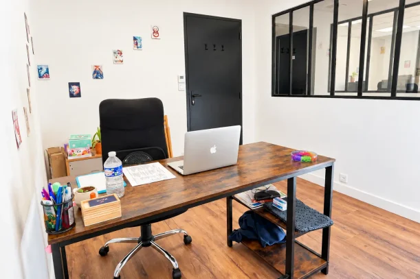 Bureau privé - 37000 - 2 postes - 550€