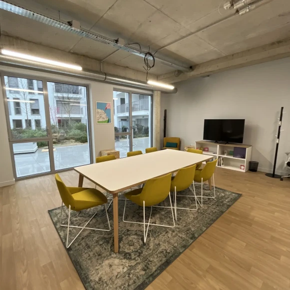 Bureau privé 32 m² 4 postes Coworking Boulevard Jean Moulin Angers 49100 - photo 2