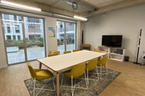 Bureau privé - 49100 - 4 postes - 1350€