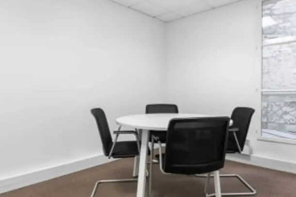 Bureau privé - 75008 - 11 postes - 5792€