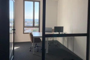 Bureau privé - 33130 - 2 postes - 650€