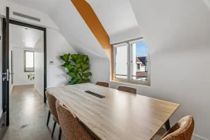 Espace indépendant - 75010 - 62 postes - 48000€
