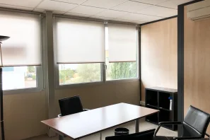 Bureau privé - 31670 - 2 postes - 360€