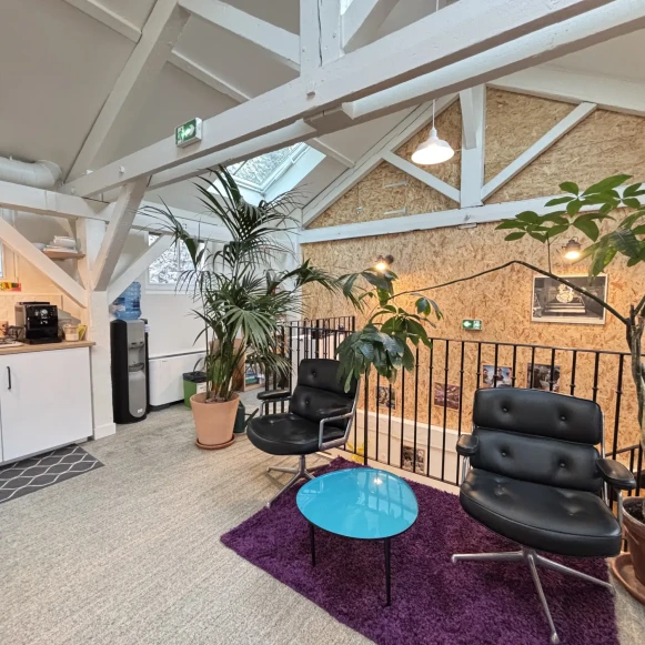 Espace indépendant 616 m² 70 postes Location bureau Rue de Reuilly Paris 75012 - photo 1