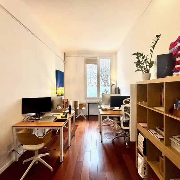 Bureau privé 16 m² 4 postes Location bureau Rue Peclet Paris 75015 - photo 1