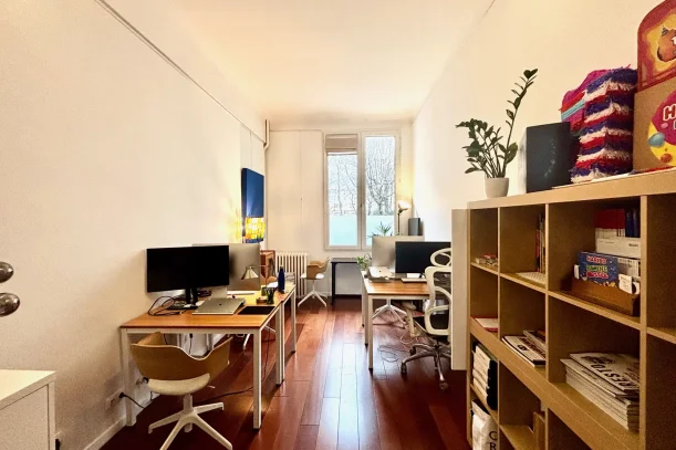 Bureau privé - 75015 - 4 postes - 1300€