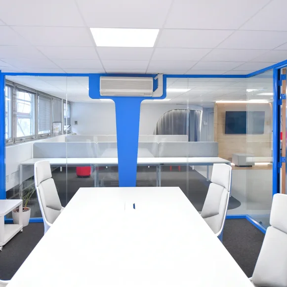 Open Space  34 postes Coworking Rue Barbès Montrouge 92120 - photo 3