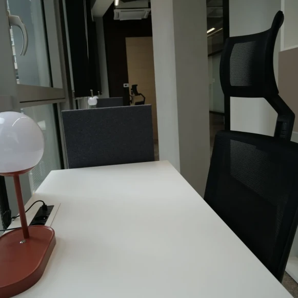 Bureau privé 20 m² 3 postes Location bureau Rue Grand Rabbin Haguenauer Nancy 54000 - photo 2